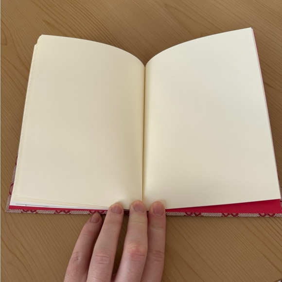 GUCCI MY SCRAPBOOK NEW Japan Red Monogram - Picture 7 of 9